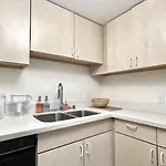 Serenity Retreat In Santa Monica